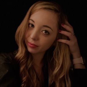 Meet your Posher, Lauren